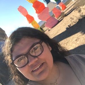 Meet your Posher, Elizabeth